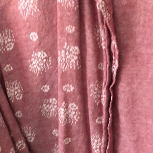 button down - Picture 2 of 2